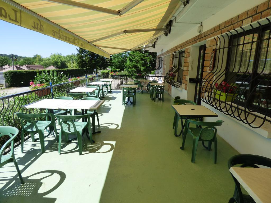 Hotel Restaurant La Chaumiere Du Lac Clairvaux-les-Lacs Dış mekan fotoğraf